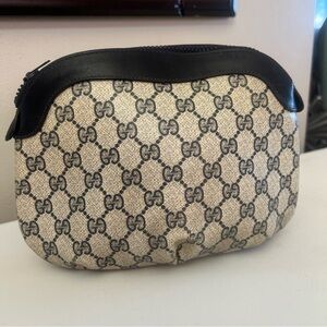 VINTAGE 70’’s Gucci Beige and Black &NAVY  Cosmetic Case TOILETRY BAG